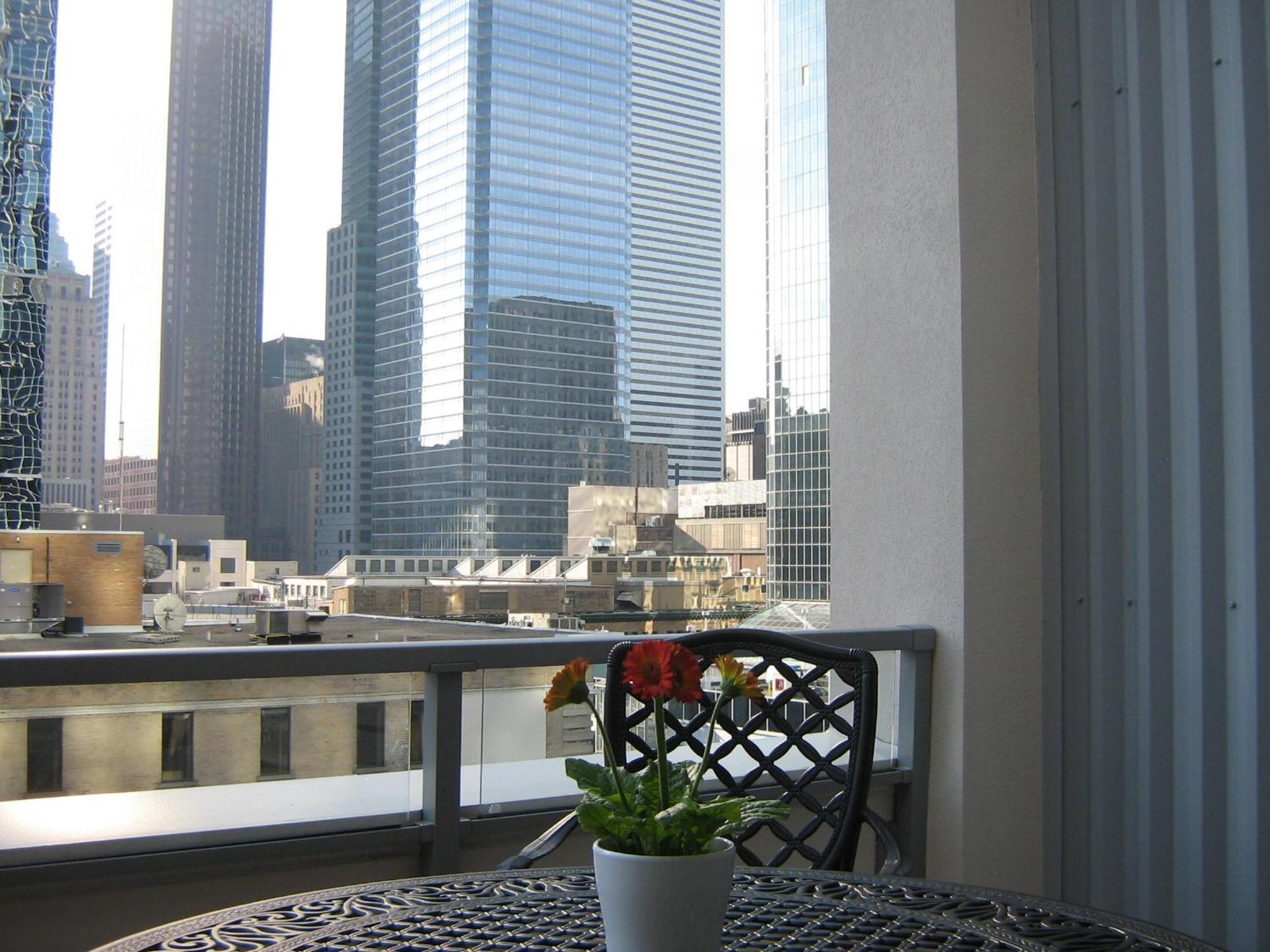 Yonge Suites Furnished Apartments Toronto Cameră foto