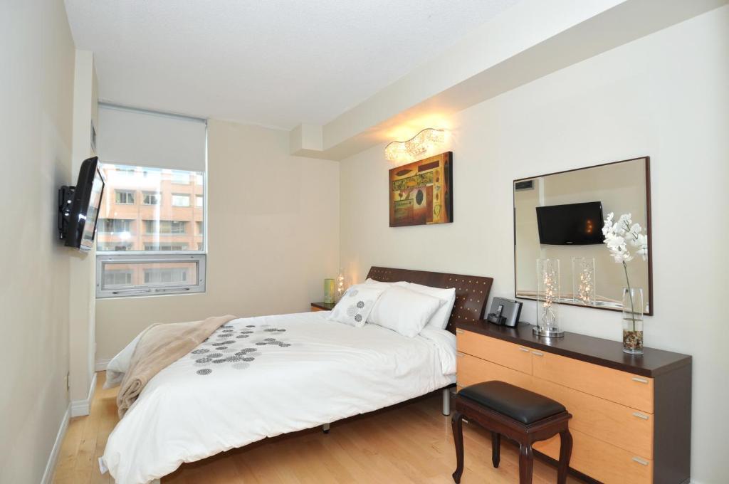 Yonge Suites Furnished Apartments Toronto Cameră foto